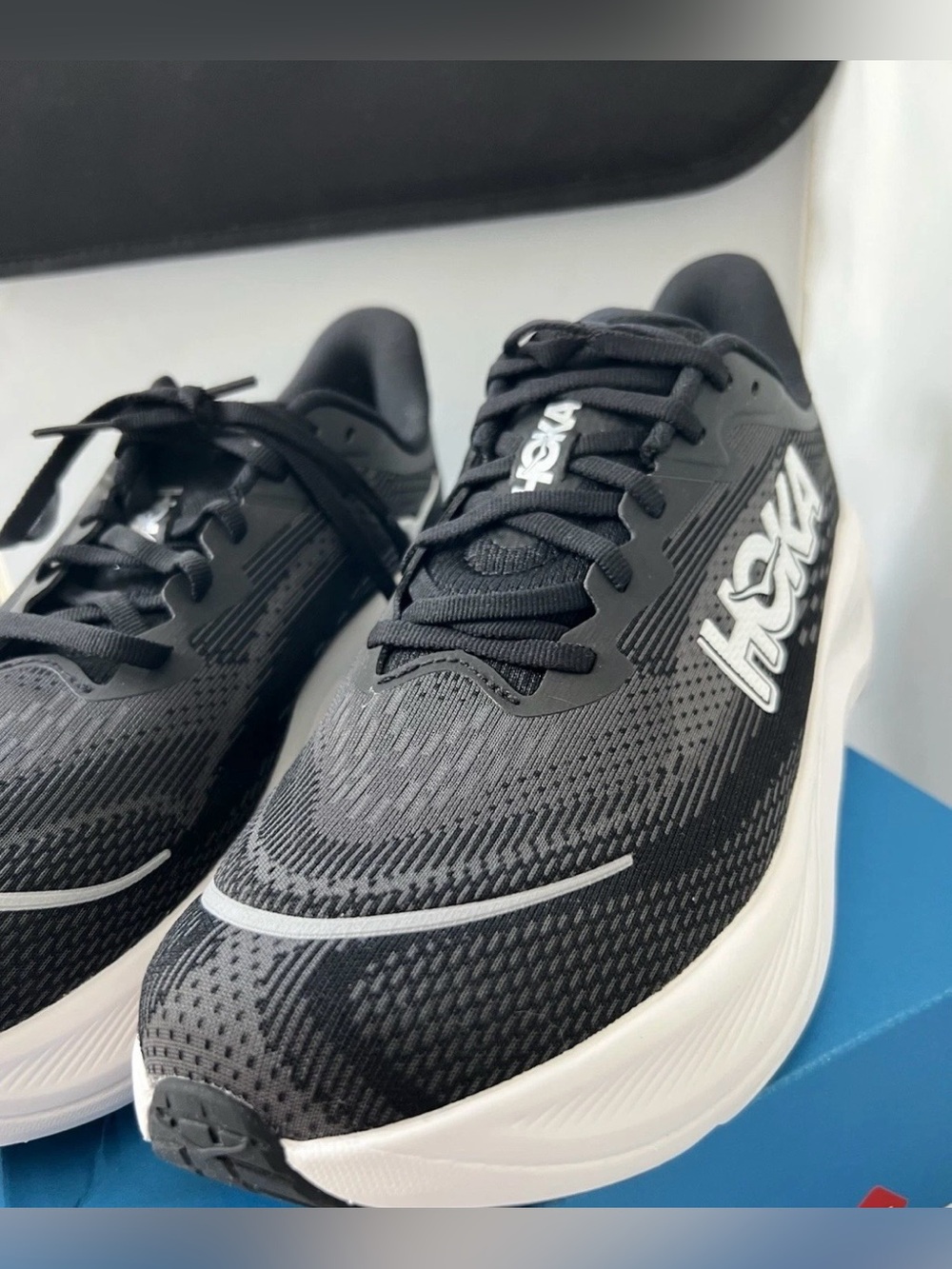 Hoka ONE ONE 🔥 Skyflow Black Athletic Running Sneakers Sz 12 1155111 BWHT NEW - Picture 5 of 14